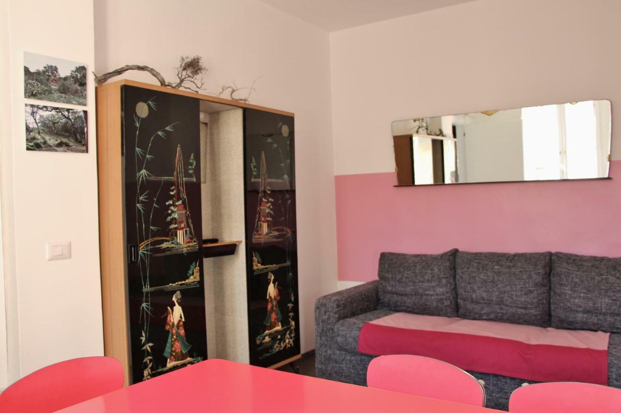 Appartamento Con Terrazza Panoramica In Marina. 칼리아리 외부 사진